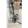 Image 4 : Hitch-Mount Platform-Style Bicycle Rack for Two Bikes with Tilt Feature