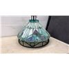 Image 5 : Tiffany-Style Pendant Light Shade with Floral Scroll Pattern