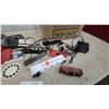 Image 2 : View-Master Viewer with Reels, HO Scale Model Train Cars,, and More