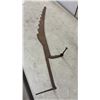 Image 7 : Vintage Cast Iron Steelyard Scale & Hay Knife