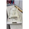 Image 3 : Fibermax Telescopic Landing Net and Plastic Fish Cleaning/Bait Tray