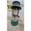Image 2 : Coleman Model 335 Gas Pressure Lantern