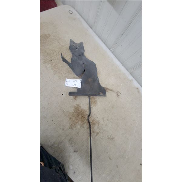 Metal Cat Silhouette Garden Stake with Raised Paw, Approximately 17" Tall