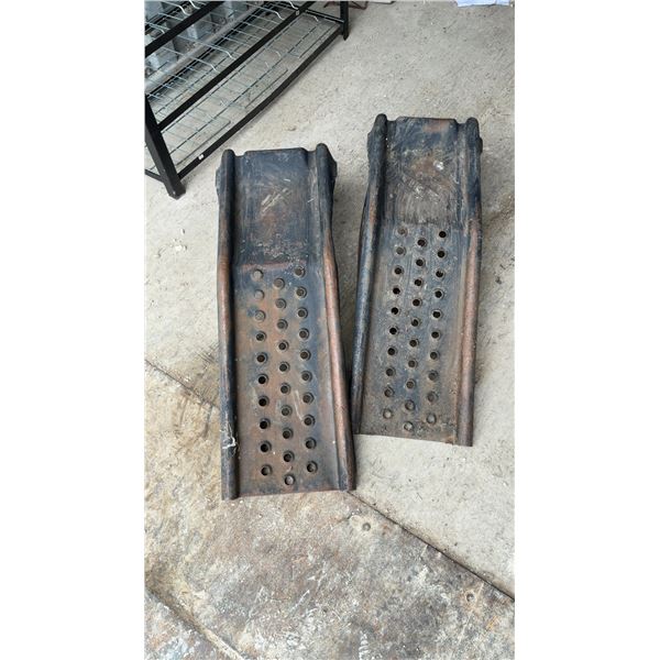 Pair of Heavy-Duty Steel Vehicle Service Ramps with Perforated Tire Grip Surface