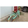 Image 3 : Huffy Deluxe 26" Cruiser Bicycle in Mint Green with Basket and Rear Rack
