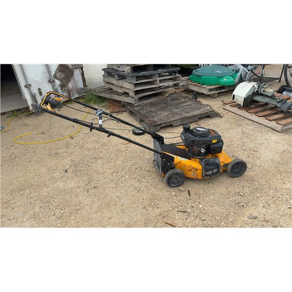 Poulan Self Propelled Walk-Behind Lawn Mower with Honda GCV160 160cc OHV Engine. Needs Tune Up