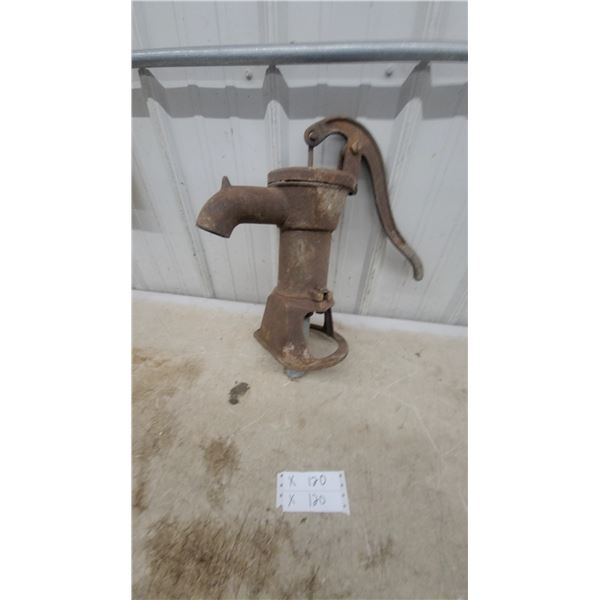 Antique Cast Iron Hand Water Pitcher Pump