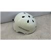 Image 5 : CCM Tyke Adjustable Youth Ice Skates Size 2-4 with Avid Helmet
