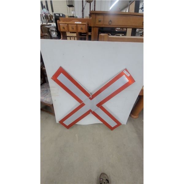 Railroad Crossing Crossbuck Sign, Red and White Reflective Metal X-Shaped Warning Sign Each Panel
