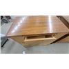 Image 7 : Pair of Oak Two-Drawer Nightstands with Brass Bail Pulls and Carved Panel Fronts 29 x 30 x 17"