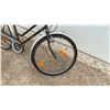 Image 6 : Svitzer Exclusiv 1 Step-Through Utility Bicycle with Rear Rack and Silver Fenders