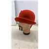 Image 3 : 2 Vintage Ladies Hats: Felt Cloche and Mink Fur Beret with Hatboxes & Original Eatons Price Tag