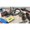 Image 6 : Model HO Train Accessories: Transformers, Buildings, Tracks, Cars and More