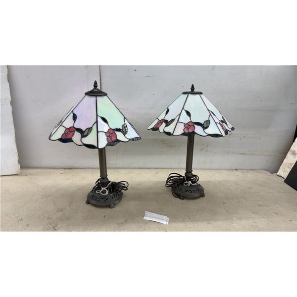 Pair of Tiffany-Style Stained Glass Table Lamps with Antiqued Bronze-Tone Bases, 23" High.