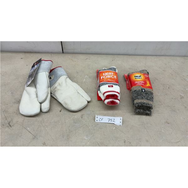 New Watson White Out Style 94231 Winter Gloves, Heat Force and Heat Holders Thermal Socks