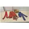 Image 1 : Ceintures Fléchées Arrow Sashes, Fur Hat, and More