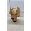 Image 6 : Ceintures Fléchées Arrow Sashes, Fur Hat, and More