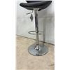Image 4 : Black Faux Leather Adjustable Swivel Bar Stool with Chrome Base and Footrest