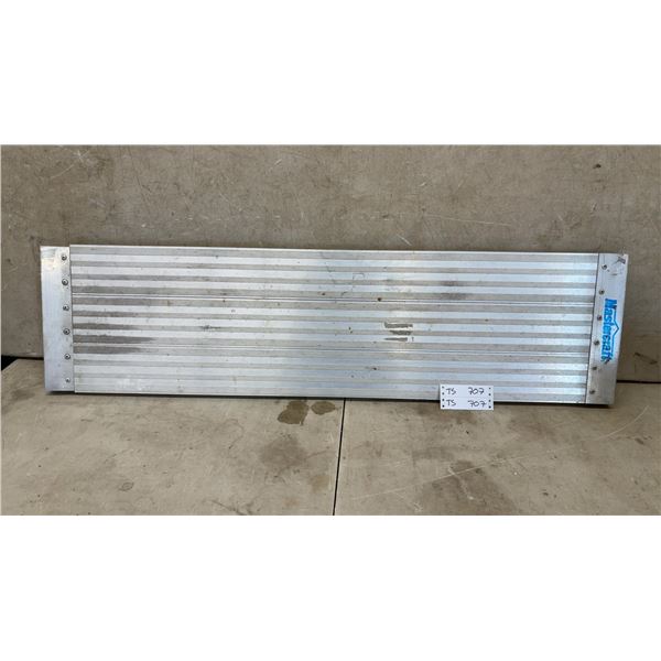 Mastercraft Aluminum Telescoping Utility Ramp 46 to 86"
