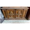 Image 3 : Two-Piece Wooden China Cabinet Hutch with Carved Pediment and Burl Wood Veneer 50 x 80 x 15