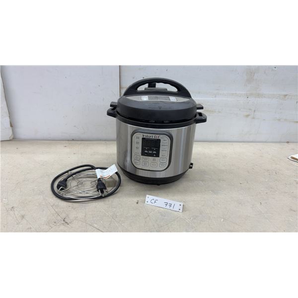 Instant Pot IP-DUO60 V3 6-Quart Electric Pressure Cooker with Trivet and Power Cord
