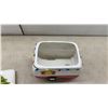Image 3 : Christmas Camper Trailer Ceramic Cookie Jar with Tree Lid and String Lights