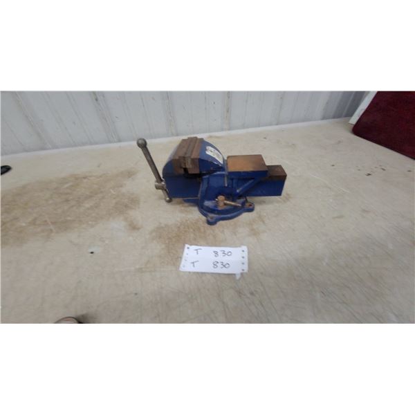 Blue 4" Swivel Base Bench Vise, Ductile Iron Construction