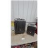 Image 1 : IT Luggage Proteus Hardshell Spinner Suitcase Set, Two-Piece, Dark Grey with Tan Accents