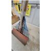 Image 4 : Leaf Rake, Pitchfork, Landscape Rake, Round-Point Shovels, and More