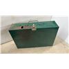 Image 4 : Coleman Model 425F Two-Burner Liquid Fuel Camp Stove and Folding Camp Chair with Carry Bag