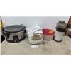 Image 1 : Kitchen Appliance Lot, Hamilton Beach Crock Pot, Popcorn Pumper, Salad Spinner and Panasonic Rice