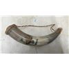 Image 2 : Vintage Pair of Gun Powder Horn Flasks with Larger Horn Featuring a Scrimshaw Style Decoration