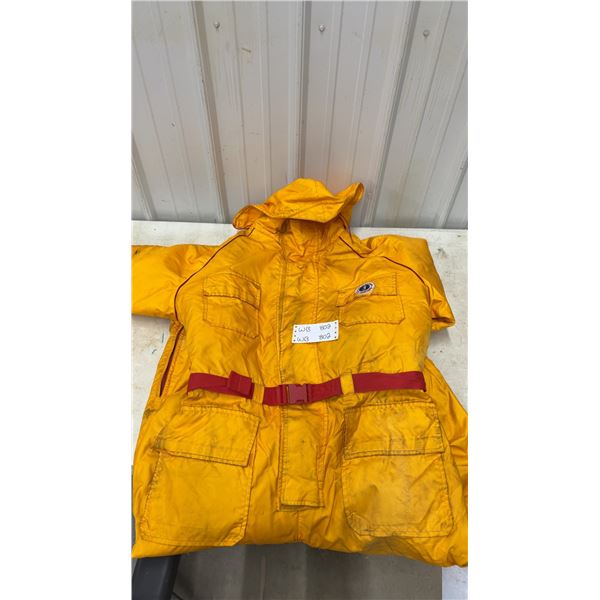 Mustang Buoyant Marine Wear "The Floater" One-Piece Suit in XXL with Belt and Hood