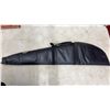 Image 4 : 2 Gun Cleaning Kits & Brush Master Gun Case