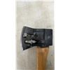 Image 5 : Chopper 1 USA Splitting Axe- Nice Hickory Handle - Looks New