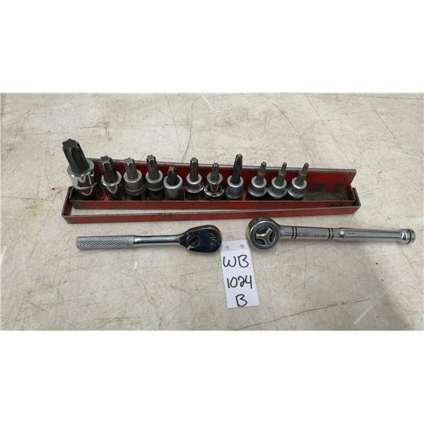 Mechanics Tool Lot: 11 Torx Bits- MAC T60 1/2" Drive, MAC T55 3/8" Drive, Snap-On FP32, FP41