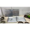 Image 4 : Quiche Lorraine Ceramic Recipe Pie Dish, Glass Pyrex Pie Plate, and Assorted Baking Pans and More