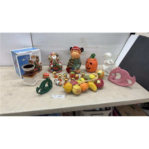 La Vie Chez Soi Santa Advent Calendar, Cookie Jar, Ceramic Coffee Grinder, Figurines, and More