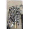 Image 2 : Grill Multi-Tool in Gift Box, Cutlery, and Kitchen Utensils and More