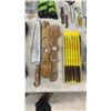 Image 5 : Grill Multi-Tool in Gift Box, Cutlery, and Kitchen Utensils and More
