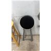 Image 6 : Green Leaf-Pattern Padded Folding Chair, Wooden Stool, and Black Folding Stool