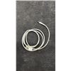 Image 4 : Apple iPad Air 1st Generation Wi-Fi Model A1474 with Charging Cord