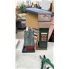 Image 4 : Garden Decor Lot: "Welcome to Our Garden" Stone, Birdhouses, Gnomes, Pruning Shears, and More