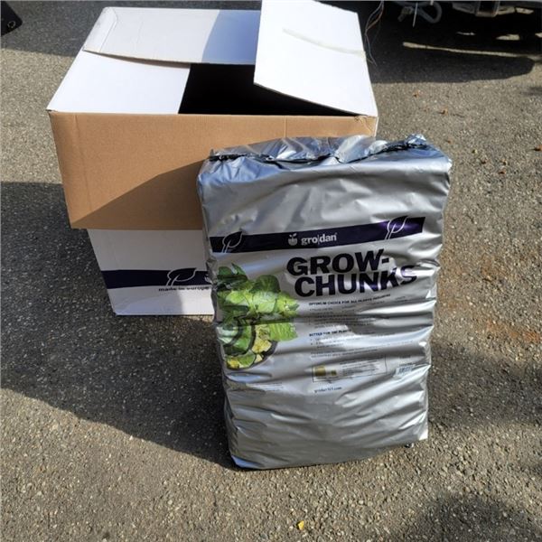 BOX OF NEW GRODAN GROW-CHUNKS 3 BAGS IN BOX 2 CU FT PER BAG RETAIL $150