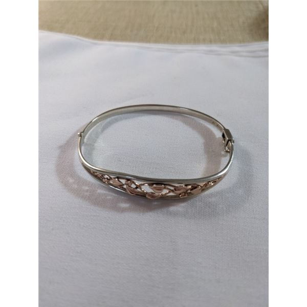 VINTAGE STERLING SILVER W/ ROSEGOLD TONE HINGED BANGLE W/ HALLMARKS
