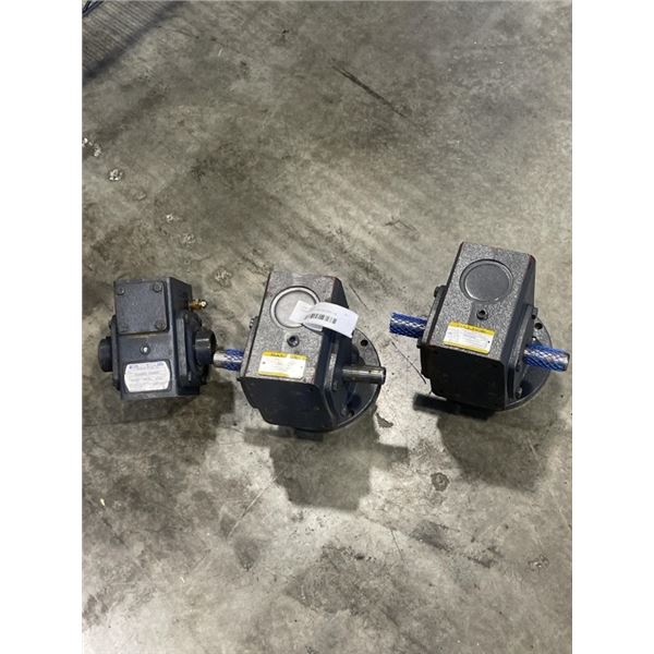 3 GEAR BOXES. 2 ARE BALDOR, 1 IS HUBCITY