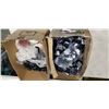 Image 1 : 2 BOXES OF REFLECTOR LIGHTS