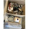 Image 3 : 2 BOXES OF TOOLS AND LIGHT FIXTURE