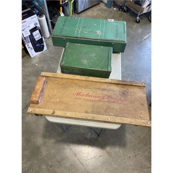 VINTAGE MECHANICS CREEPER, 2 BURNER AND A 3 BURNER COLEMAN PORTABLE WHITE GAS STOVES