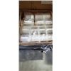 Image 1 : 350 NEW CUPCAKES CLAMSHELL CONTAINERS